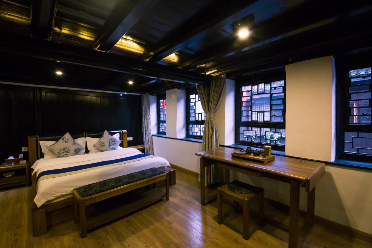 一方砚-旅拍体验民宿 Fenghuang Exterior photo